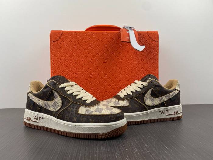 NIKE AIR FORCE1’07 SNEAKERS
