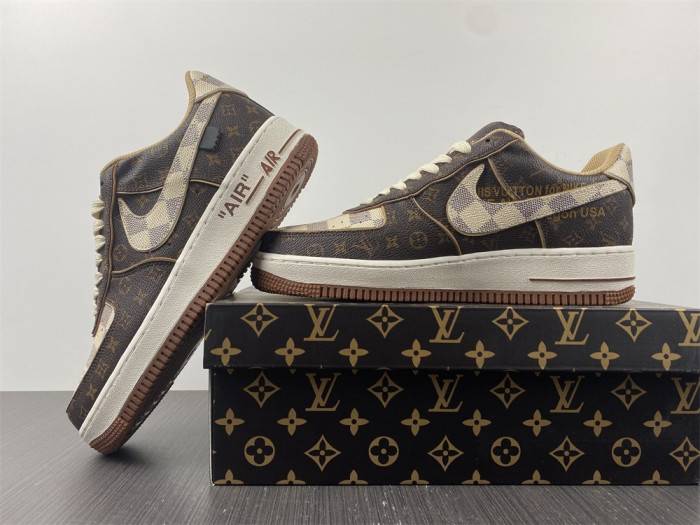 NIKE AIR FORCE1’07 SNEAKERS