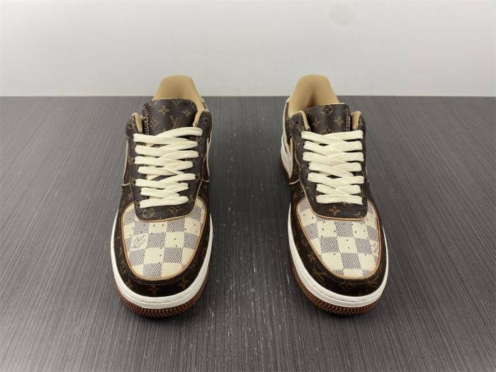 NIKE AIR FORCE1’07 SNEAKERS