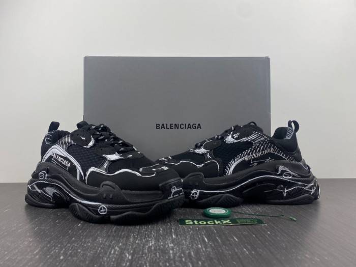 BLEN TRACK SNEAKER IN BLACK 536737 W2FW6 0102