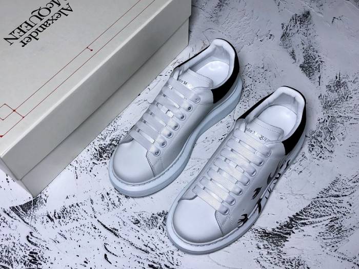 MQ Sneakers