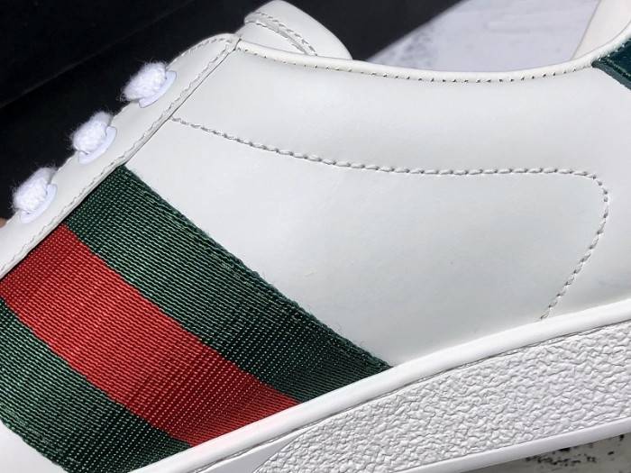 G*u*i ace embroidered low-top sneaker
