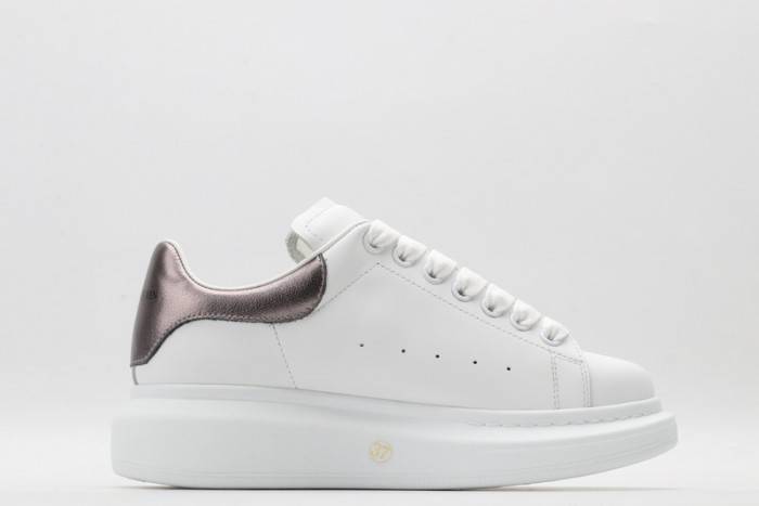 MQ Sneakers