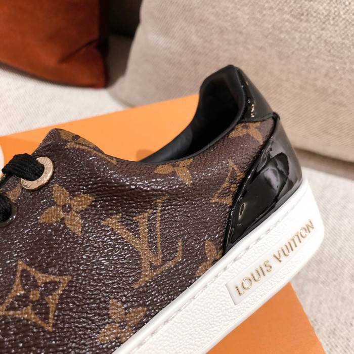 Loui Vuitto SNEAKER