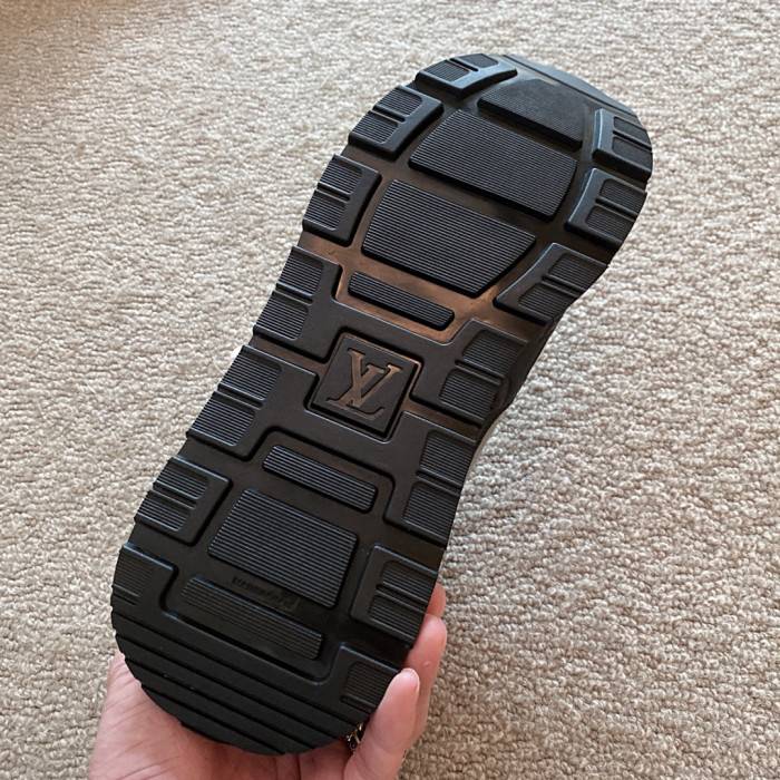 LOUI VUITTO SNEAKER
