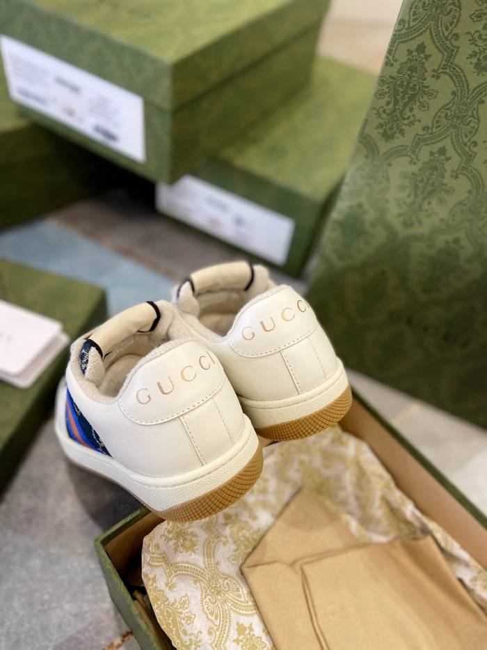 G*u*i sneaker