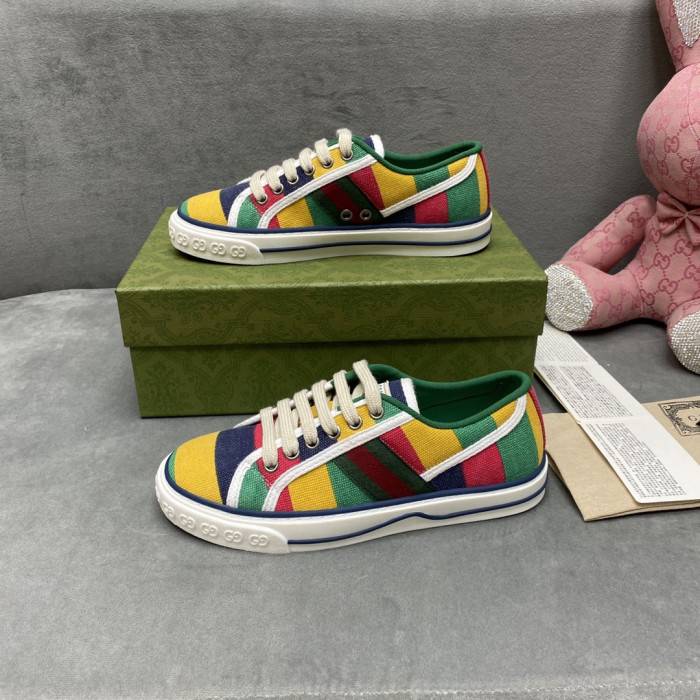 G*u*i sneaker