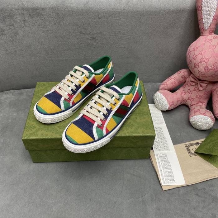 G*u*i sneaker