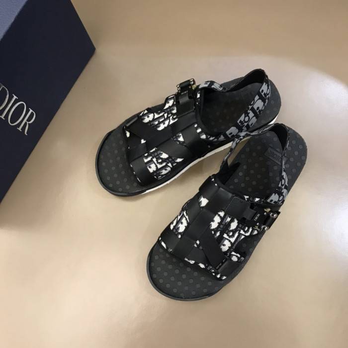 D10R SANDALS