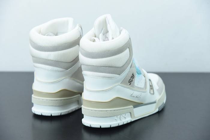 LOUI VUITTO SNEAKER