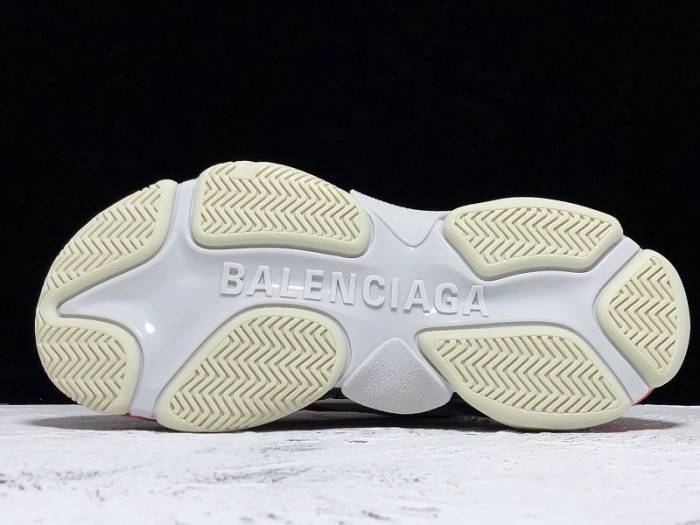 BLCG TRIPLE S TRAINER Grey Red 536737 W09OH 6151
