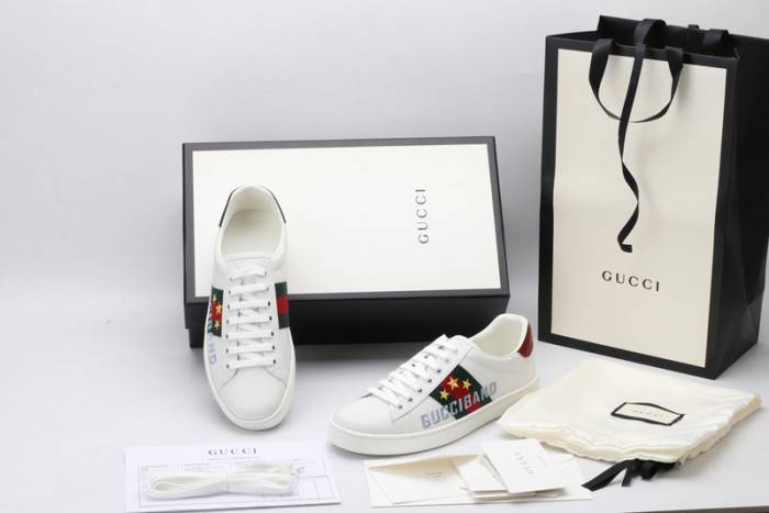 G*u*i ace embroidered low-top sneaker 603693 0fi10 9069