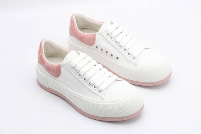MQ Sneakers