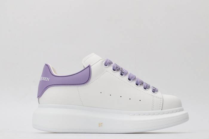 MQ Sneakers