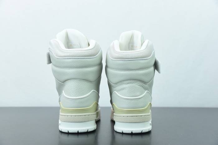 LOUI VUITTO SNEAKER