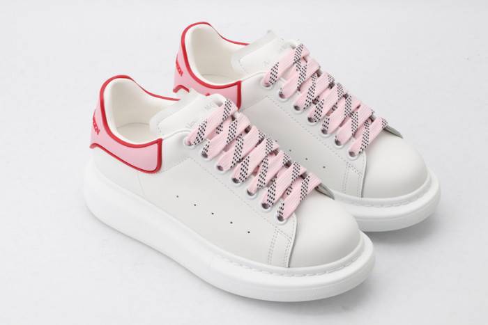MQ Sneakers