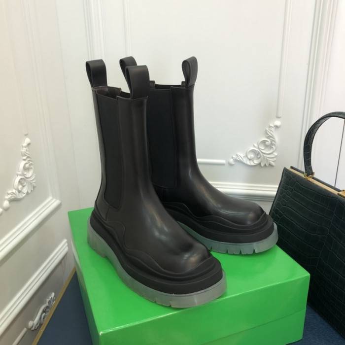 bo*te*ga Ve*ne*ta boots