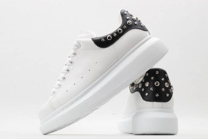 MQ Sneakers