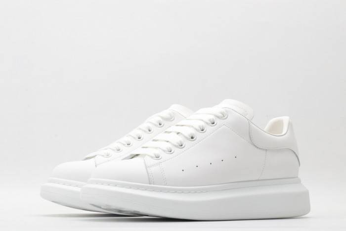 MQ Sneakers