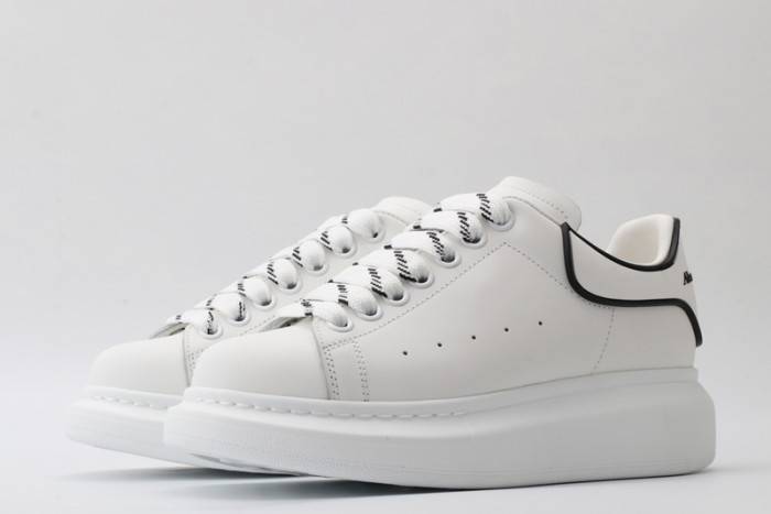 MQ Sneakers
