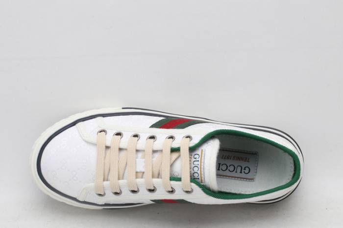 G*u*i sneaker