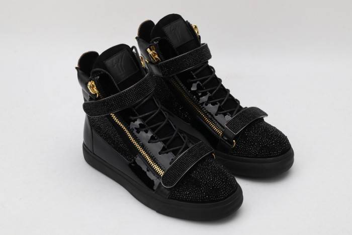GZ SNEAKER