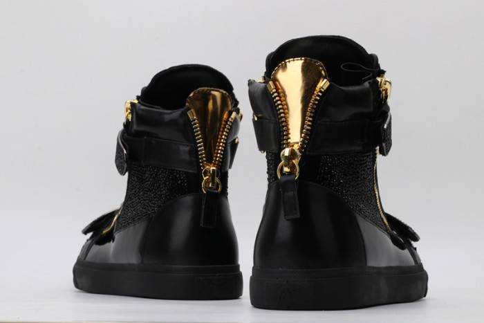 GZ SNEAKER