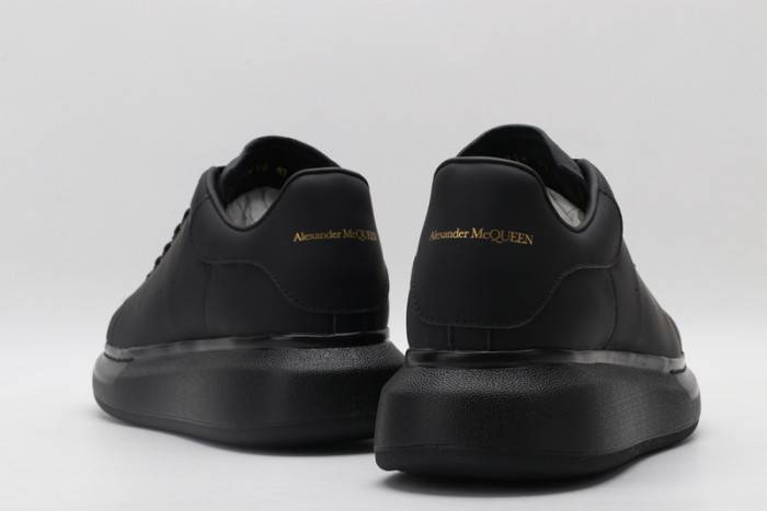 MQ Sneakers