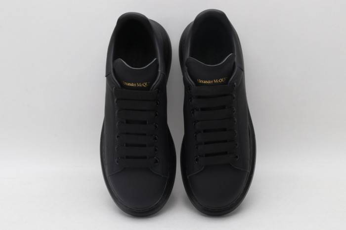 MQ Sneakers