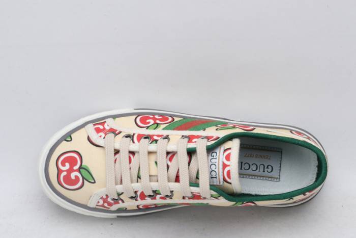 G*u*i sneaker