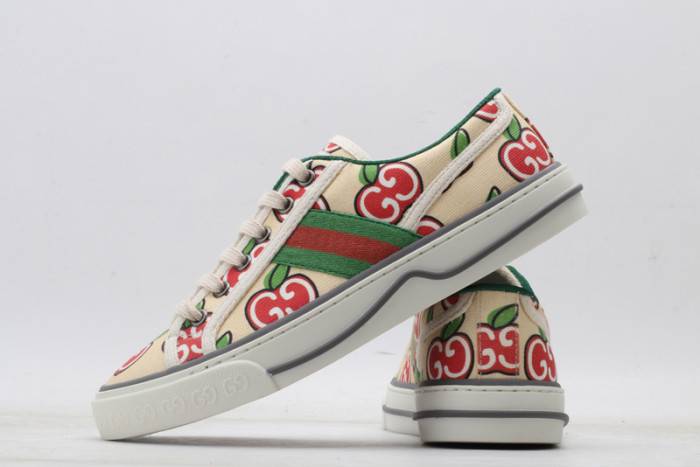 G*u*i sneaker