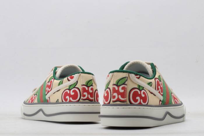 G*u*i sneaker