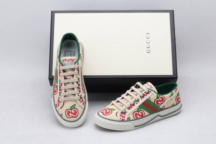 G*u*i sneaker