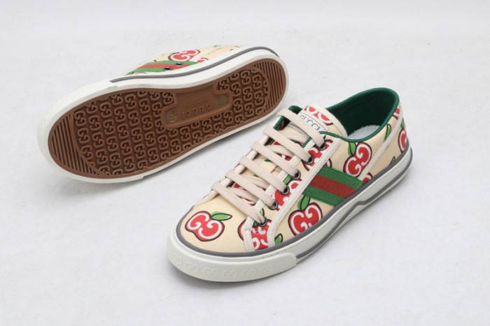 G*u*i sneaker