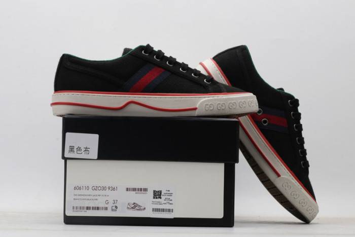 G*u*i sneaker