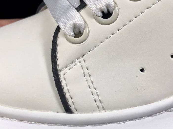 MQ Sneakers