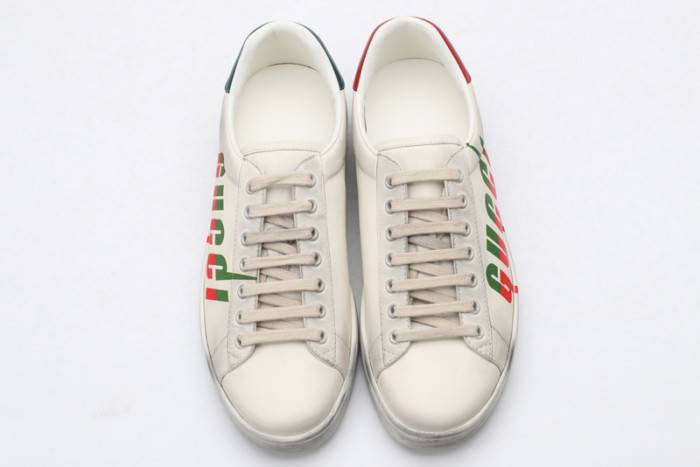 G*u*i ace embroidered low-top sneaker 576137 a38v0 9090