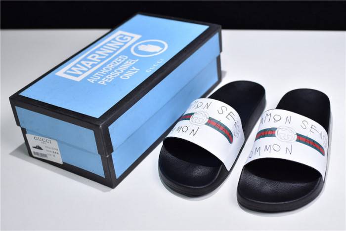 G*u*i slippers