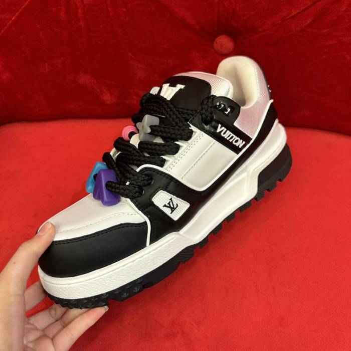 LOUI VUITTO SNEAKER