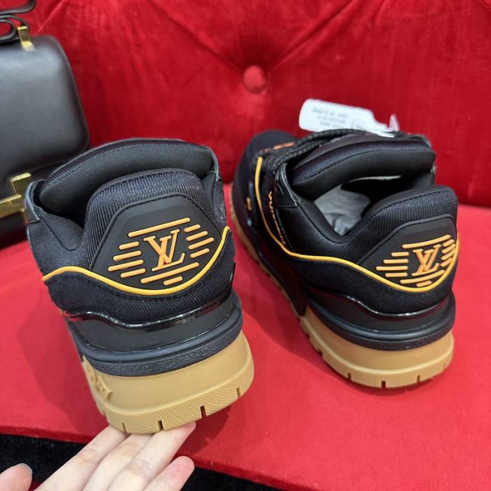 LOUI VUITTO SNEAKER