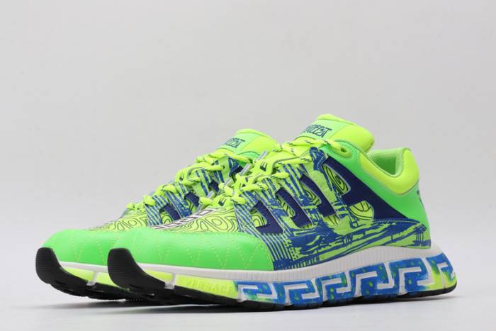 VERS SNEAKERS