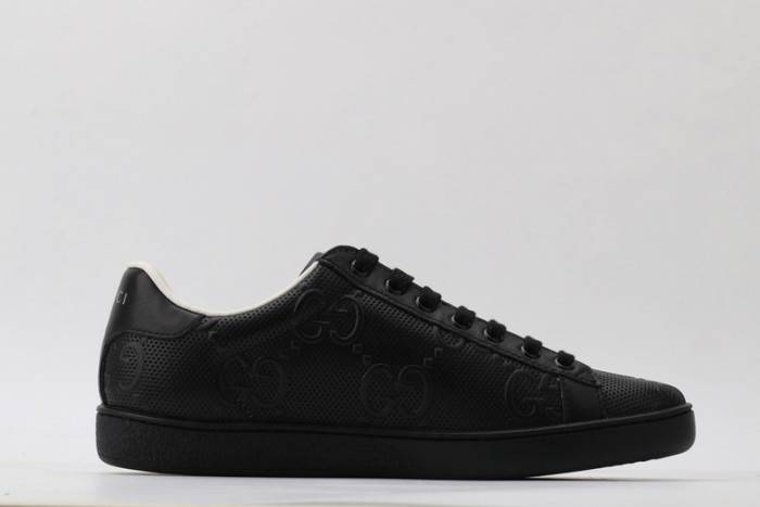 G*u*i ace embroidered low-top sneaker black