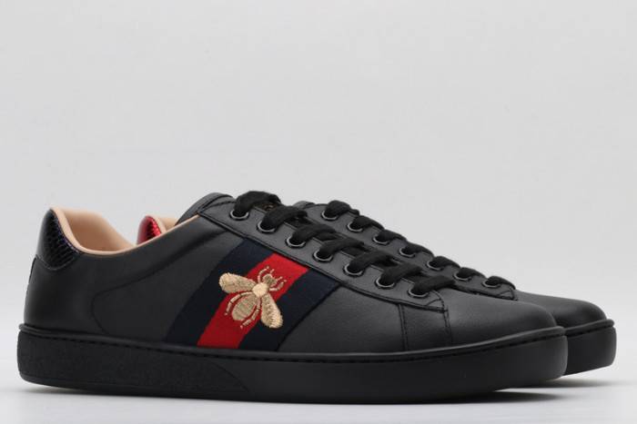 G*u*i ace embroidered low-top sneaker
