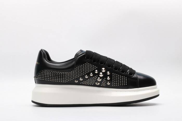 MQ Sneakers