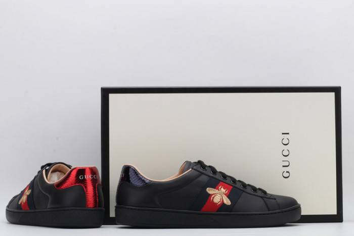 G*u*i ace embroidered low-top sneaker