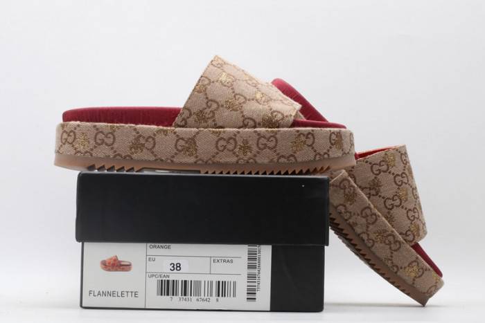 G*u*i slippers