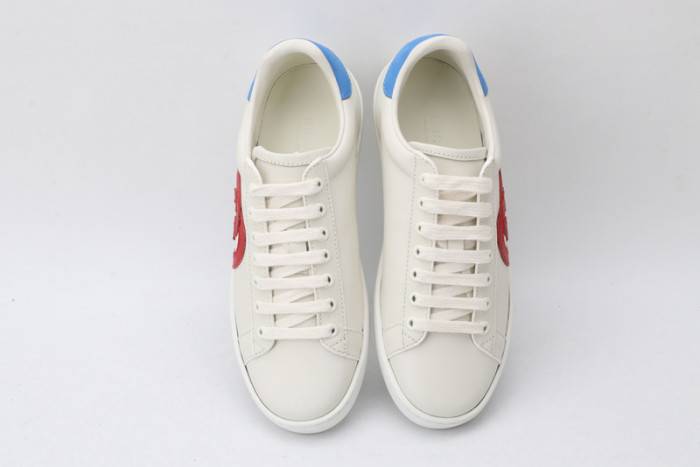 G*u*i ace embroidered low-top sneaker 431942a38g09066