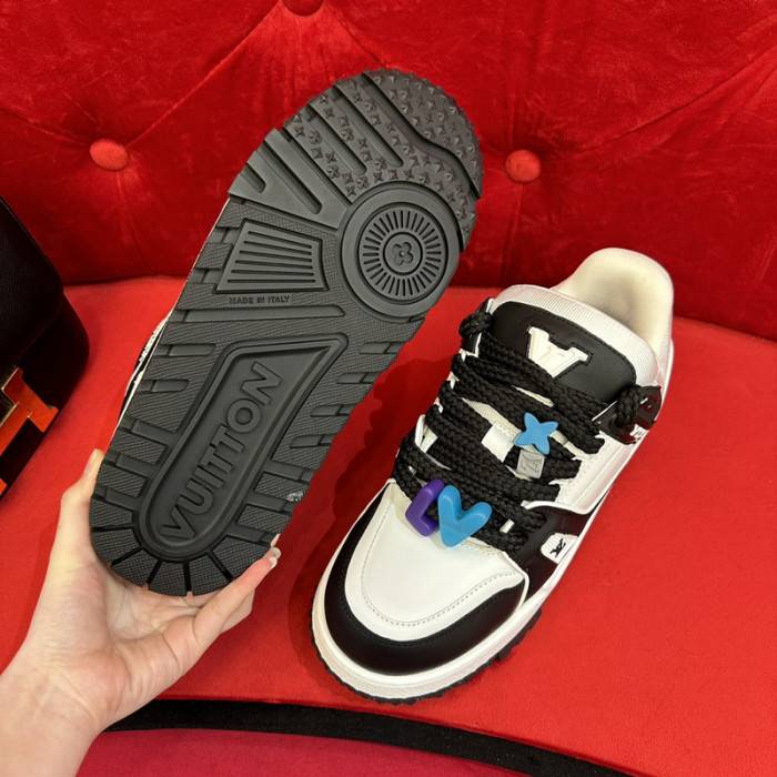LOUI VUITTO SNEAKER