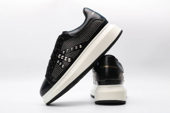 MQ Sneakers