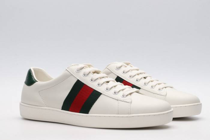 G*u*i ace embroidered low-top sneaker 429466a38g09064